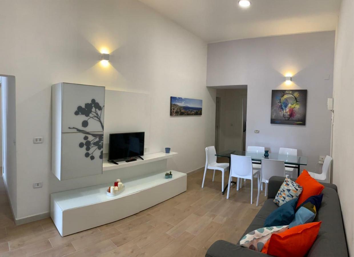Apartamento La Terrazza Sul Porto Nápoles Exterior foto