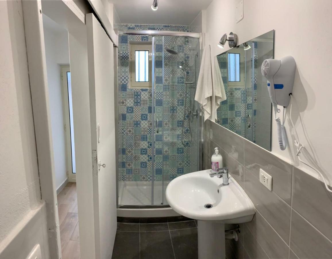 Apartamento La Terrazza Sul Porto Nápoles Exterior foto