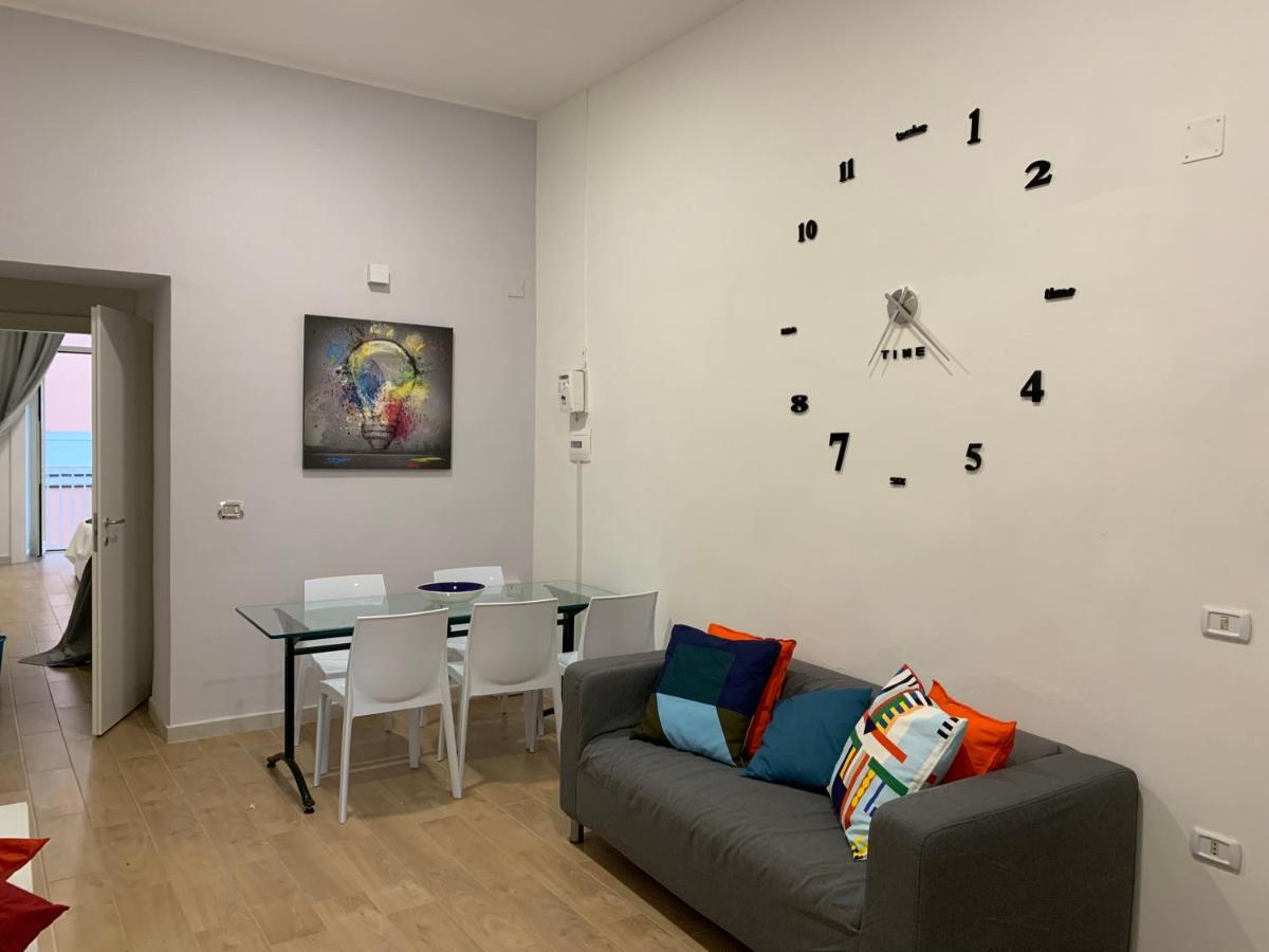 Apartamento La Terrazza Sul Porto Nápoles Exterior foto